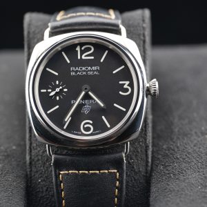 Panerai Radiomir Black Seal logo leather steel