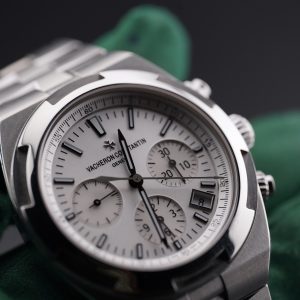Vacheron Constantin Overseas Chronograph 5500v white dial (St# 842)