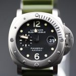 Panerai Luminor Submersible Black dial titanium Pam00025