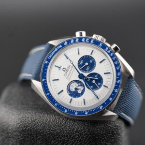 Omega Speedmaster Professional Moonwatch New 2026 Silver Snoopy Award Moonwatch 50th Anniversary
