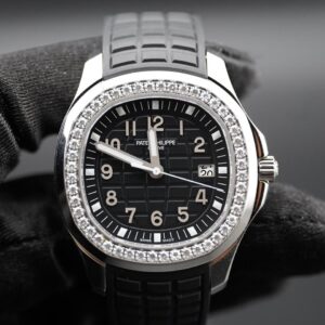 Patek Philippe Aquanaut Luce 5267/200A‑001 2025 Brand New Full Set Black Dial • Diamond Bezel