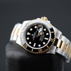 Rolex Submariner Date 126613LN Two-Tone 18kt Yellow Gold “Black” Pre-Owned Full Set