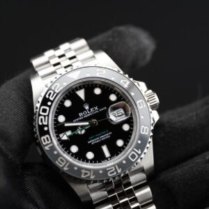 Rolex GMT-Master II 126710GRNR “Bruce Wayne” 2026 Full Set Jubilee Bracelet