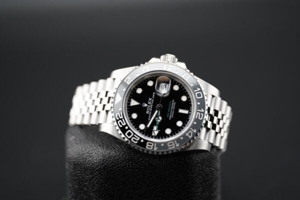 Rolex GMT-Master II 126710GRNR “Bruce Wayne” 2025 Full Set Jubilee Bracelet